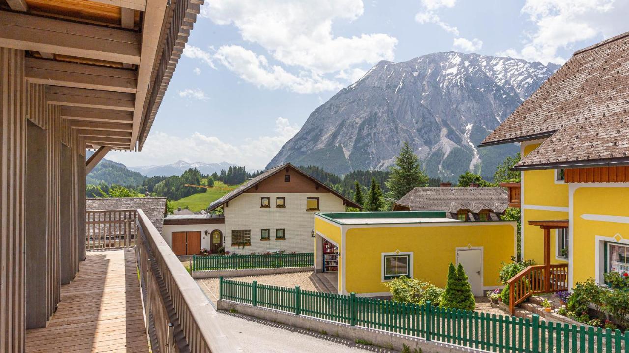 Alpine Appartement Top 3 By Aa Holiday Homes Тауплиц Екстериор снимка