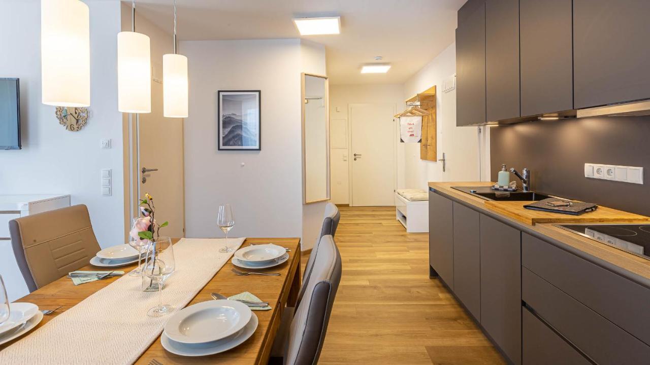 Alpine Appartement Top 3 By Aa Holiday Homes Тауплиц Екстериор снимка